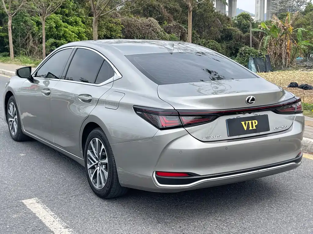 Lexus ES 2025 200 Premium Edition купить на сайте DeffCars