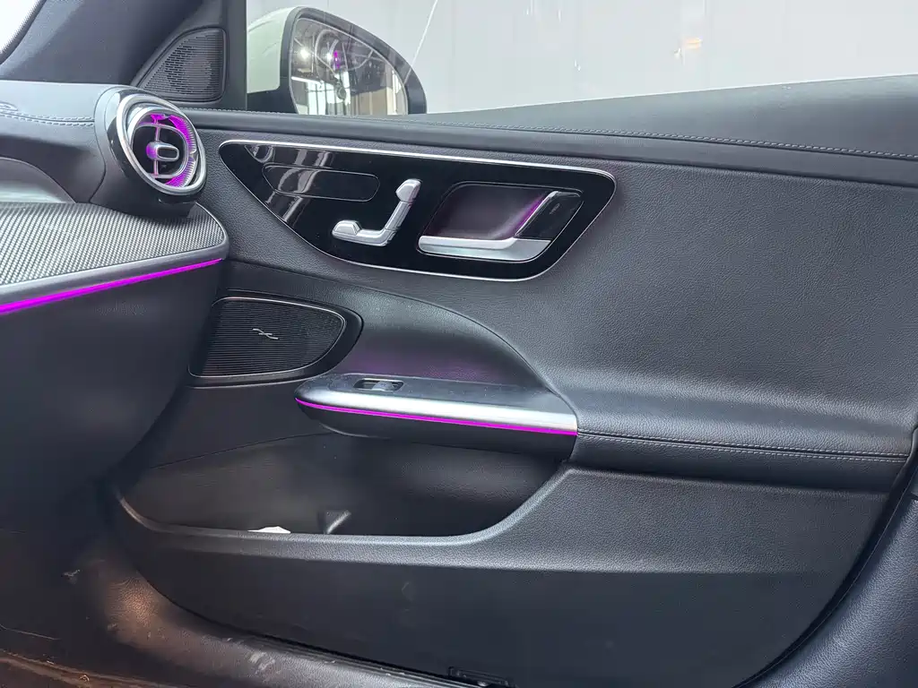 Mercedes-Benz C-Class 2024 C 260 L Sports Edition купить на сайте DeffCars