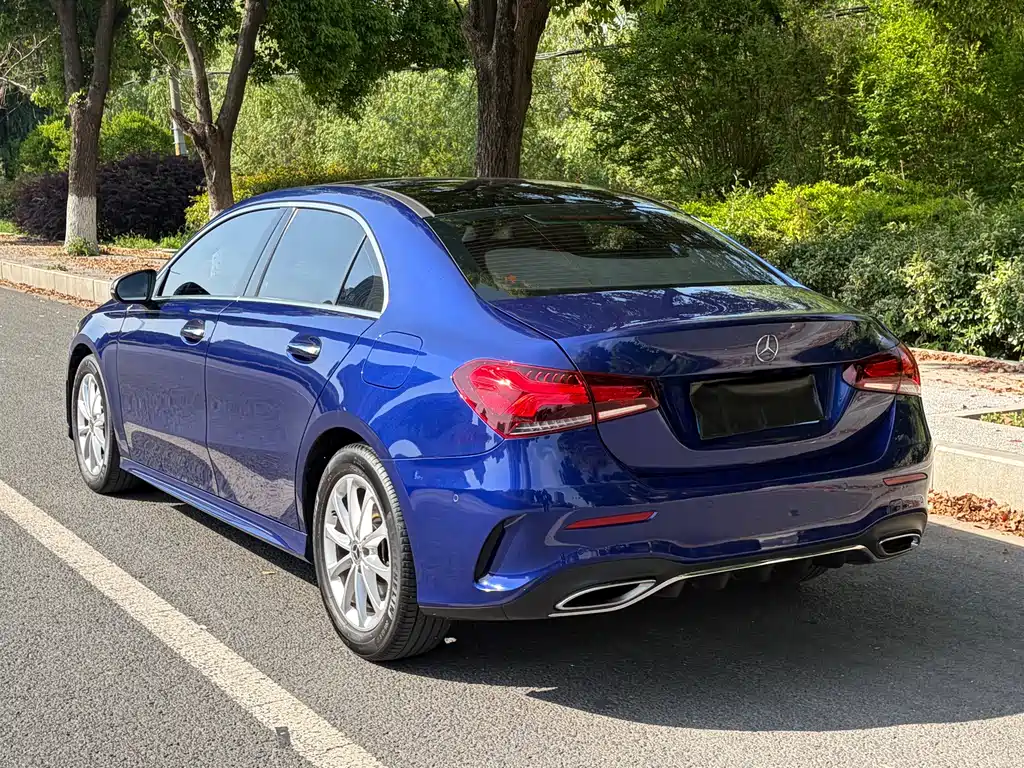 Mercedes-Benz A-Class 2021 A 200 L Sports Sedan Fashionable купить на сайте DeffCars