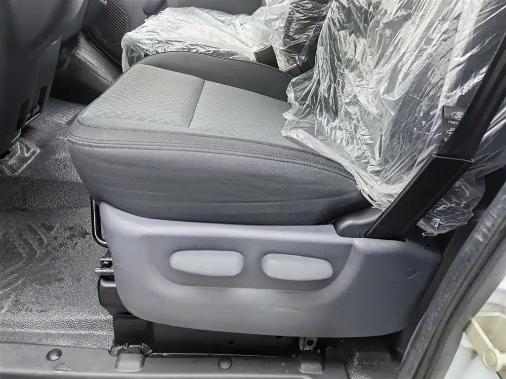New generation Transit 2019 2.2T multifunctional extended axle mid-roof 3-seater National VI купить на сайте DeffCars