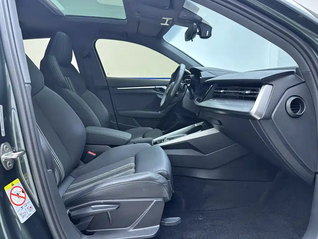 Audi A3 2022 A3L Limousine 35 TFSI Fashionable and Sporty купить на сайте DeffCars