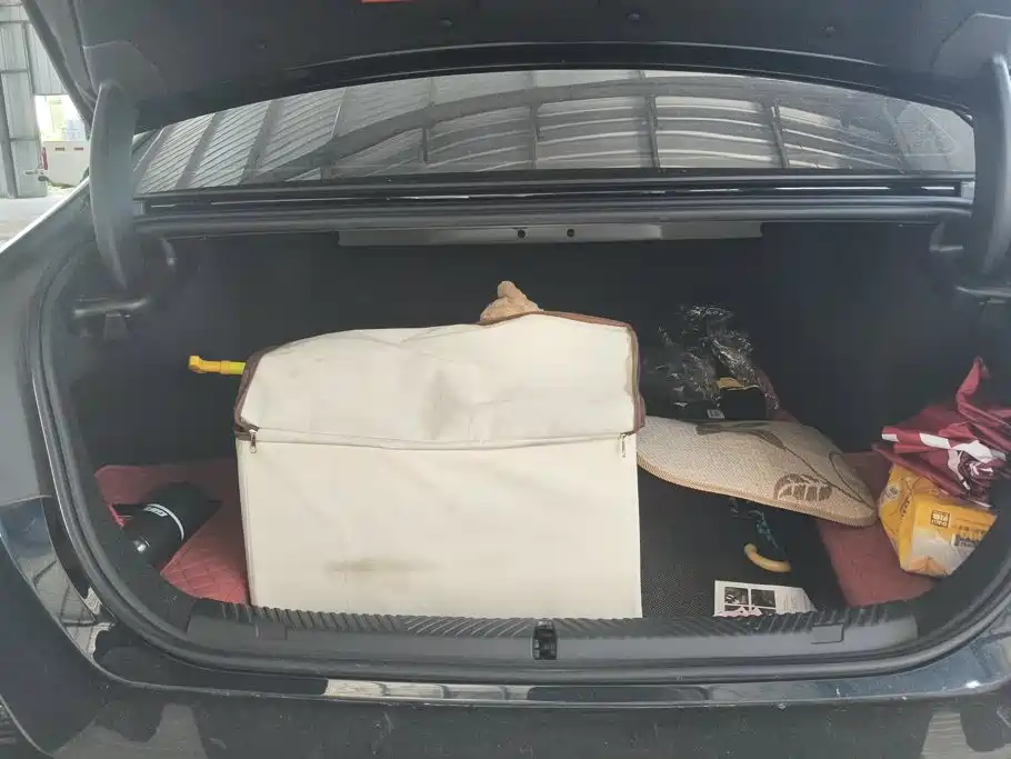 BMW 5 Series 2025 530Li Leading M Sports Package купить на сайте DeffCars