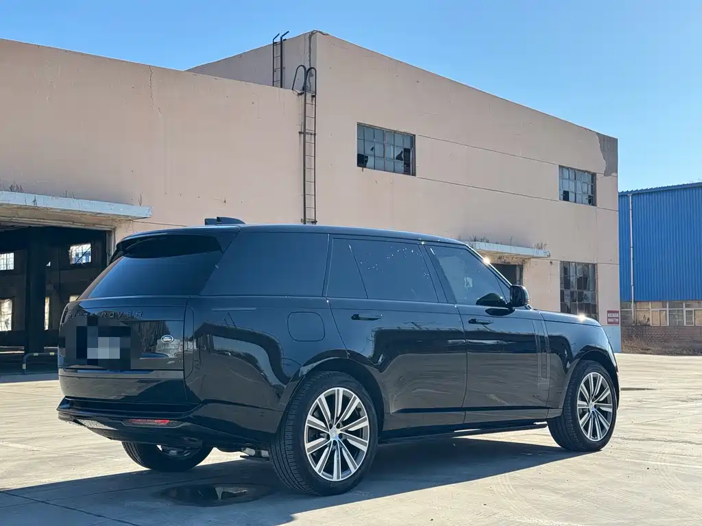 Range Rover 2025 3.0 L6 400PS Genesis Extended Edition купить на сайте DeffCars