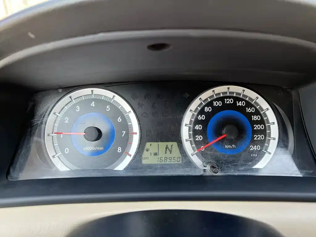 Corolla 2013 1.6L automatic luxury version купить на сайте DeffCars