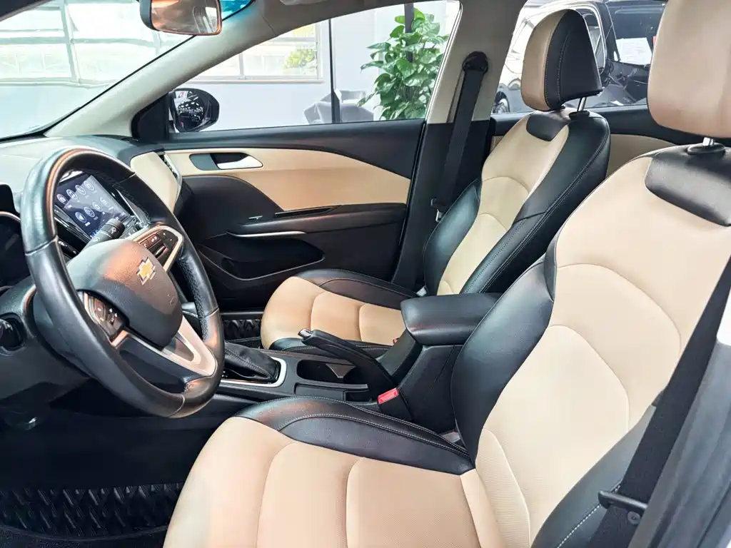 Cruze 2021 320 Automatic Sunroof Edition купить на сайте DeffCars