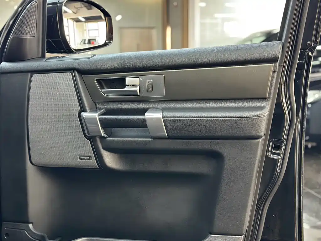 Discover 2016 3.0 SC V6 HSE купить на сайте DeffCars