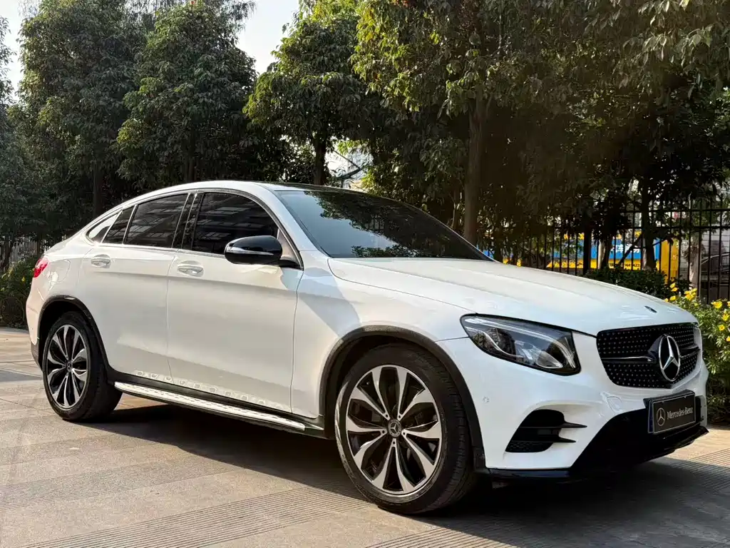Mercedes-Benz GLC Coupe 2018 GLC 260 4MATIC Coupe SUV купить на сайте DeffCars