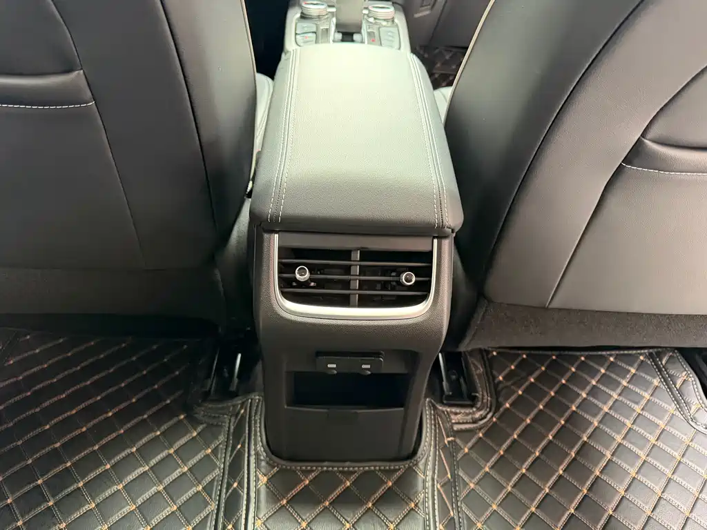 Tank 300 2024 2.0T Challenger купить на сайте DeffCars