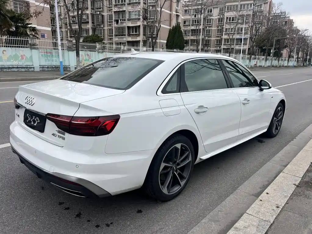 Audi A4L 2020 40 TFSI Fashionable and Dynamic купить на сайте DeffCars