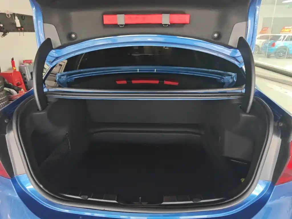 BMW 1 Series 2019 120i Leading M Sports Package купить на сайте DeffCars