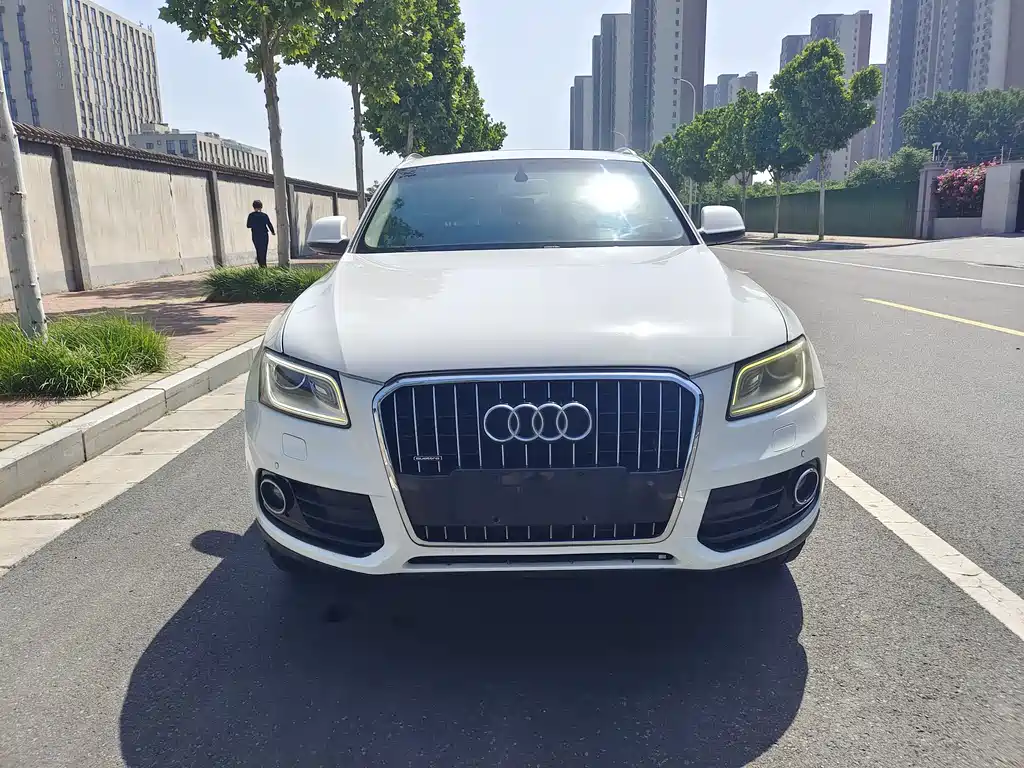Audi Q5 2013 40 TFSI comfort type купить на сайте DeffCars
