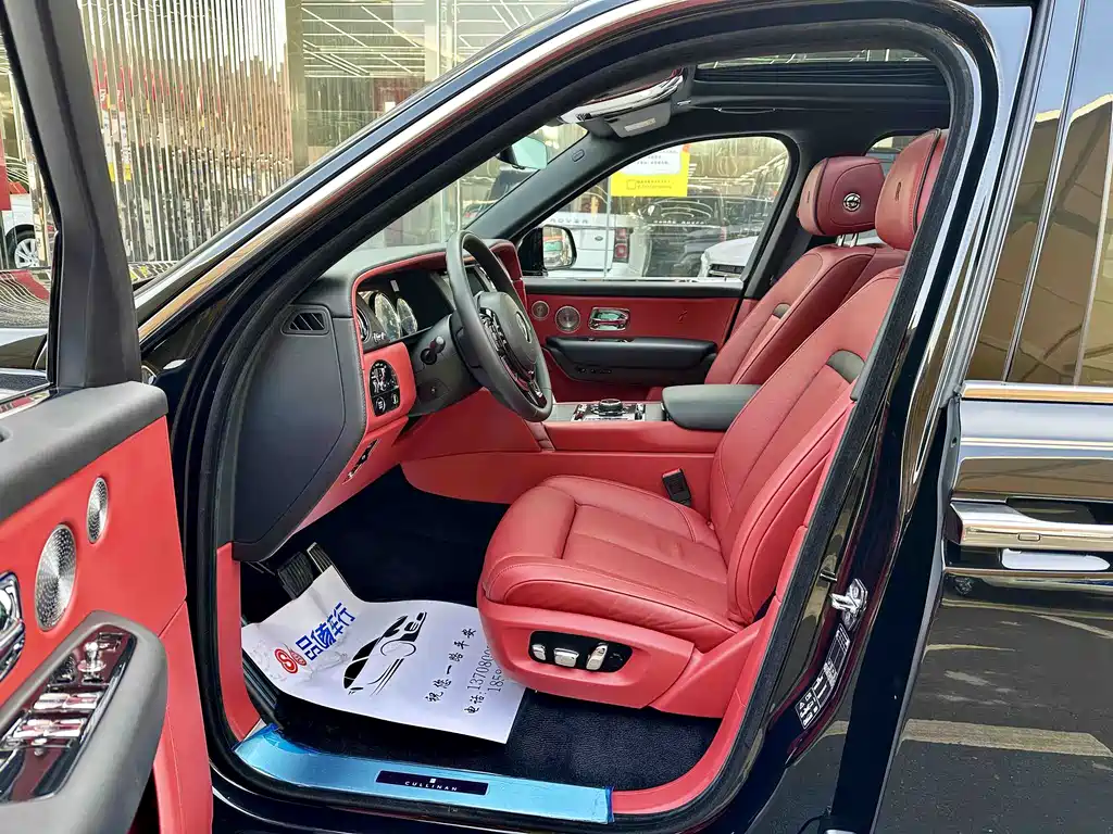 Cullinan 2018 four-seat version купить на сайте DeffCars