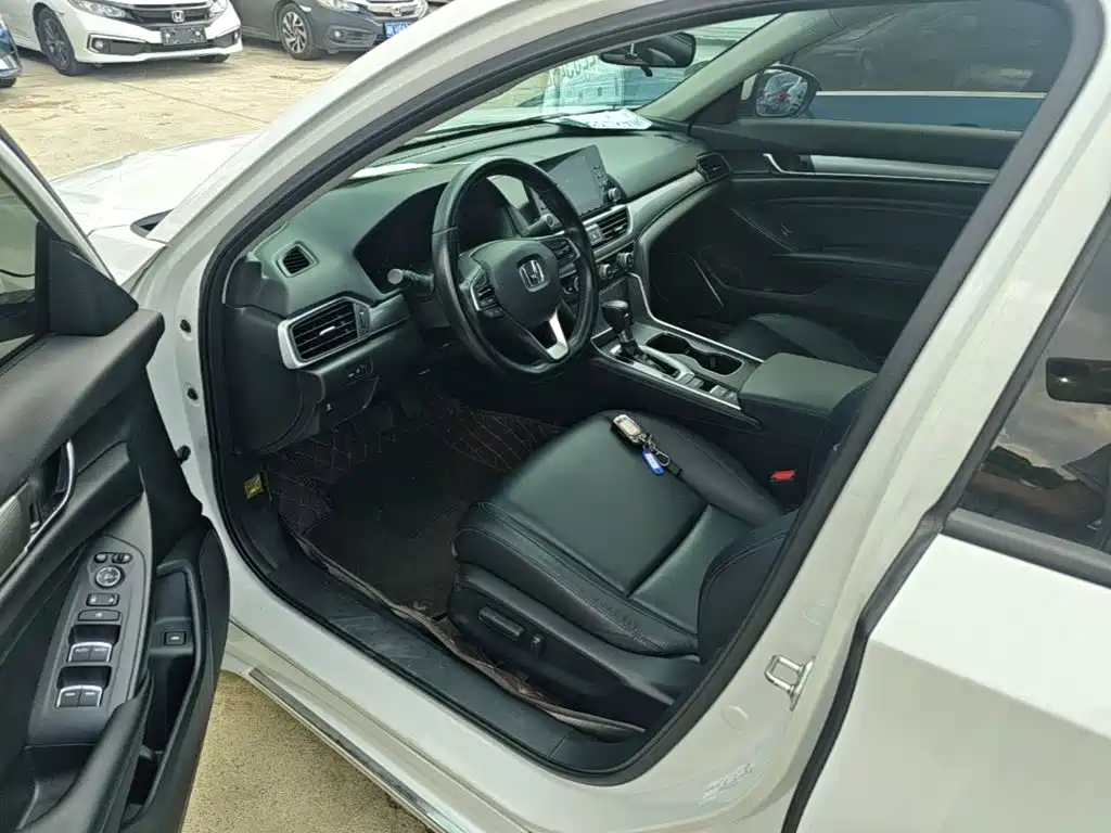 Accord 2018 260TURBO Elite Edition National VI купить на сайте DeffCars