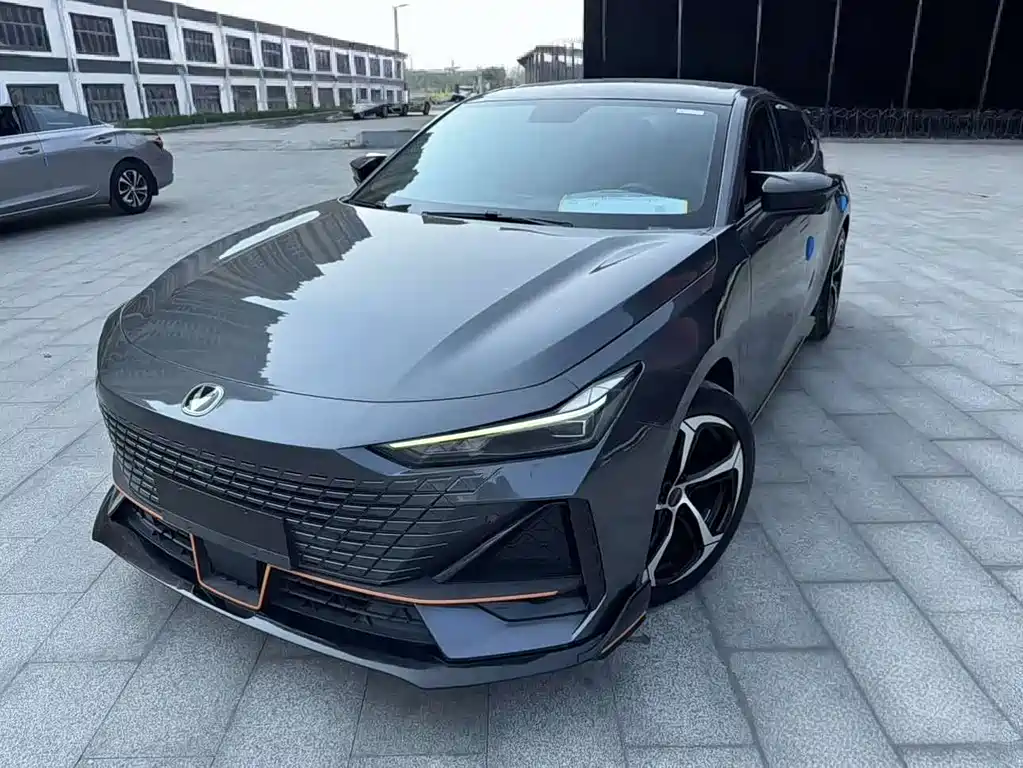 Changan UNI-V 2022 1.5T sports version купить на сайте DeffCars