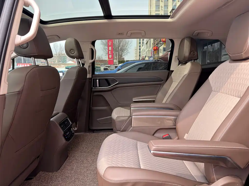 Weiran 2024 330TSI Business Edition купить на сайте DeffCars