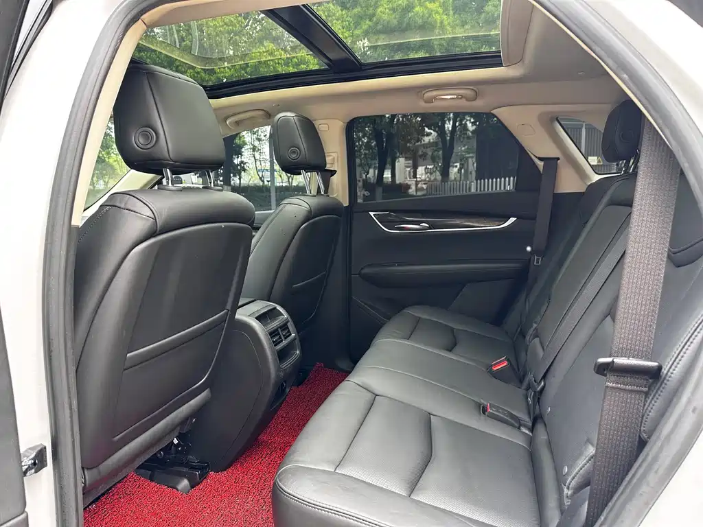 Cadillac XT5 2016 25T luxury model купить на сайте DeffCars
