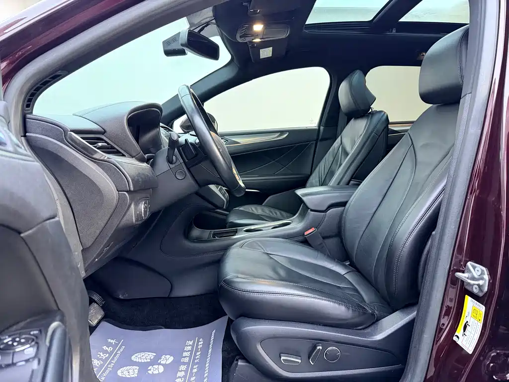 Lincoln MKC 2017 2.0T 2WD Exclusive Edition купить на сайте DeffCars