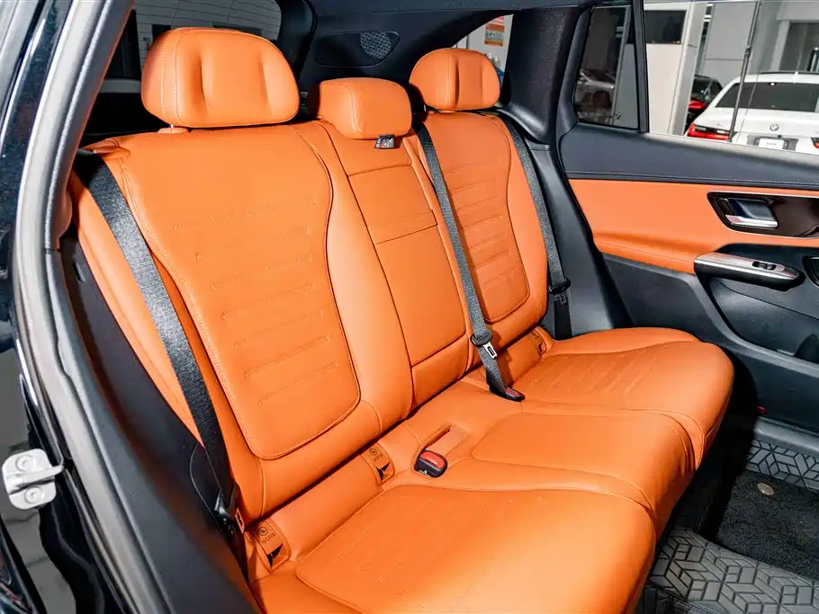 Mercedes-Benz GLC 2026 GLC 260 L 4MATIC Classic Edition купить на сайте DeffCars