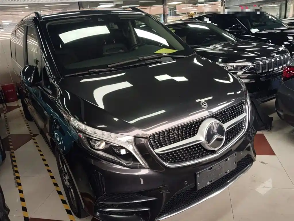 Mercedes-Benz V-Class 2020 V 260 L Long Wheelbase Luxury Edition купить на сайте DeffCars