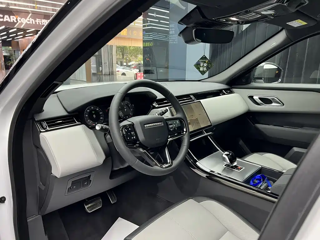 Range Rover Velar 2024 Dynamic SE купить на сайте DeffCars