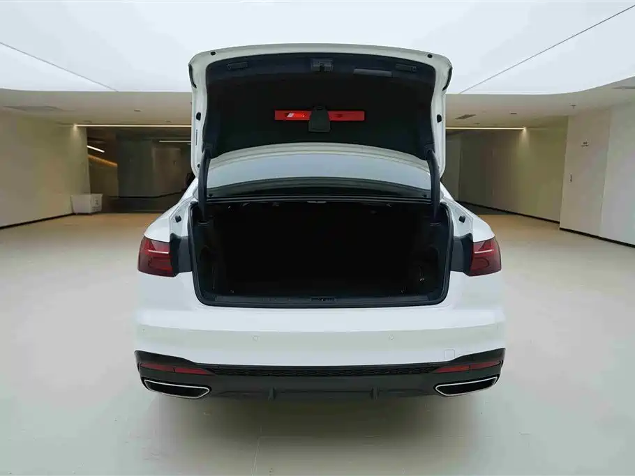 Audi A4L 2022 40 TFSI luxury and dynamic model купить на сайте DeffCars
