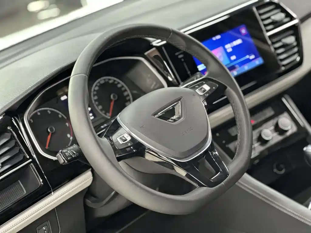Jetta VS5 2023 280TSI automatic aggressive model купить на сайте DeffCars