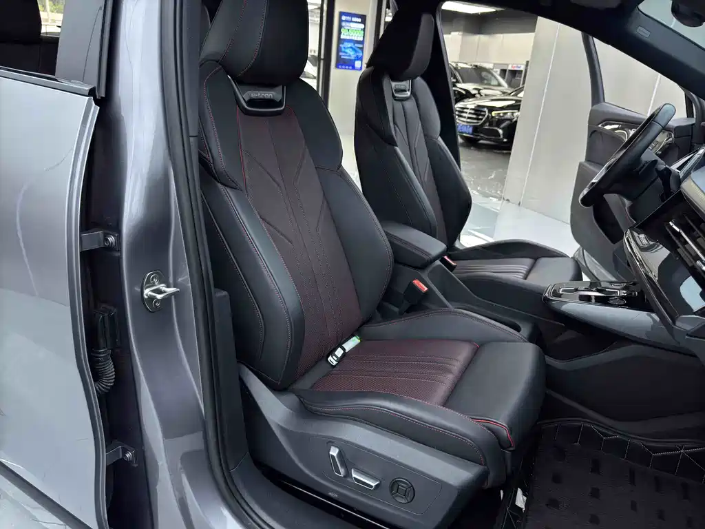 Audi Q5 e-tron 2022 model 40 e-tron star type mecha suit daily version купить на сайте DeffCars