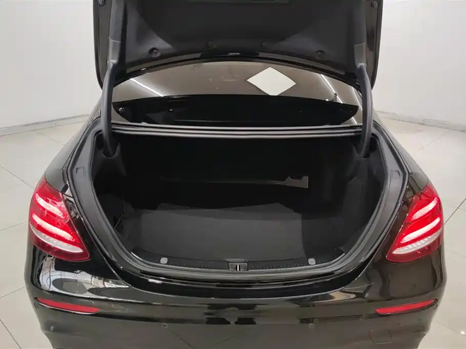 Mercedes-Benz E-Class 2020 E 260 L Sports 4MATIC купить на сайте DeffCars
