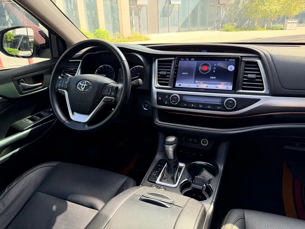 Highlander 2018 2.0T four-wheel drive luxury version 7 seats National V купить на сайте DeffCars