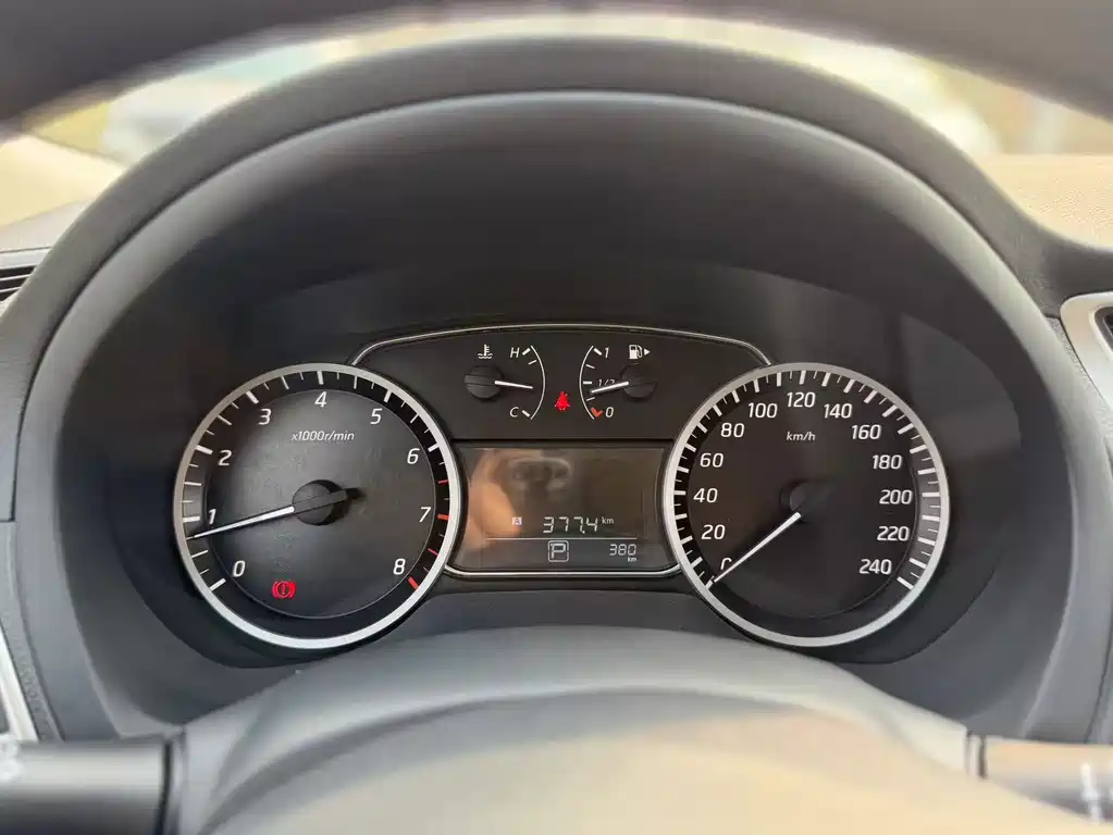 Sylphy 2026 Classic 1.6L CVT Safe Edition купить на сайте DeffCars