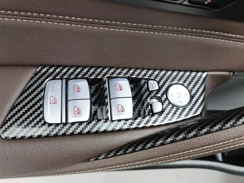 BMW 5 Series 2023 530Li Exclusive M Sports Package купить на сайте DeffCars
