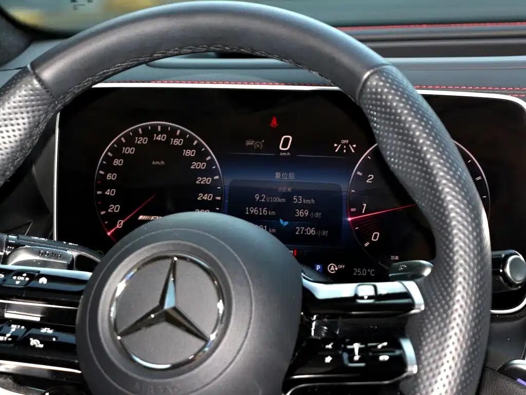 Mercedes-Benz GLC AMG 2024 AMG GLC 43 4MATIC купить на сайте DeffCars