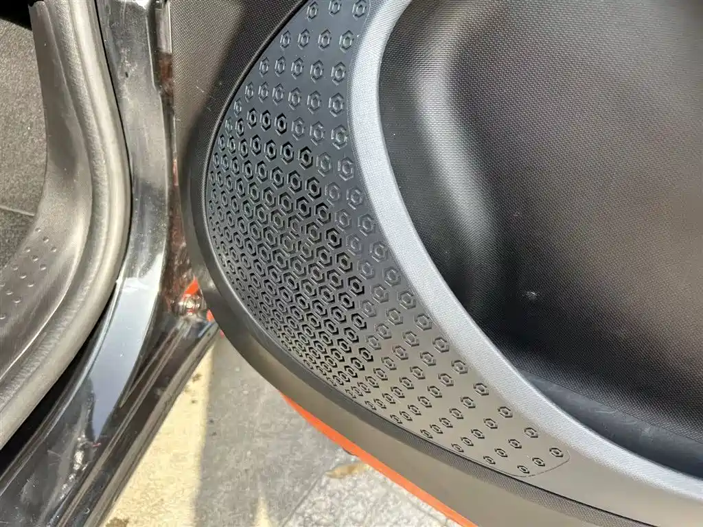 smart forfour 2016 1.0L 52kW smart version купить на сайте DeffCars