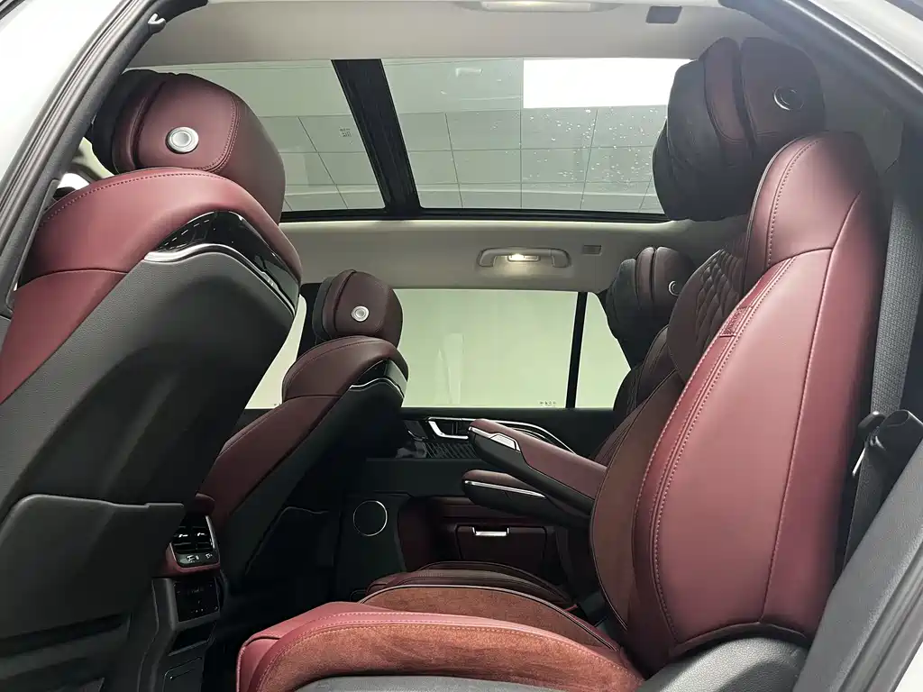 Hongqi E-HS9 2022 model 690km flagship version six seats купить на сайте DeffCars