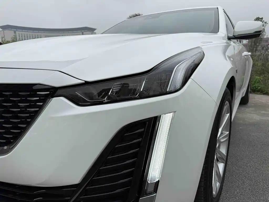 Cadillac CT5 2020 28T Fashion Model купить на сайте DeffCars