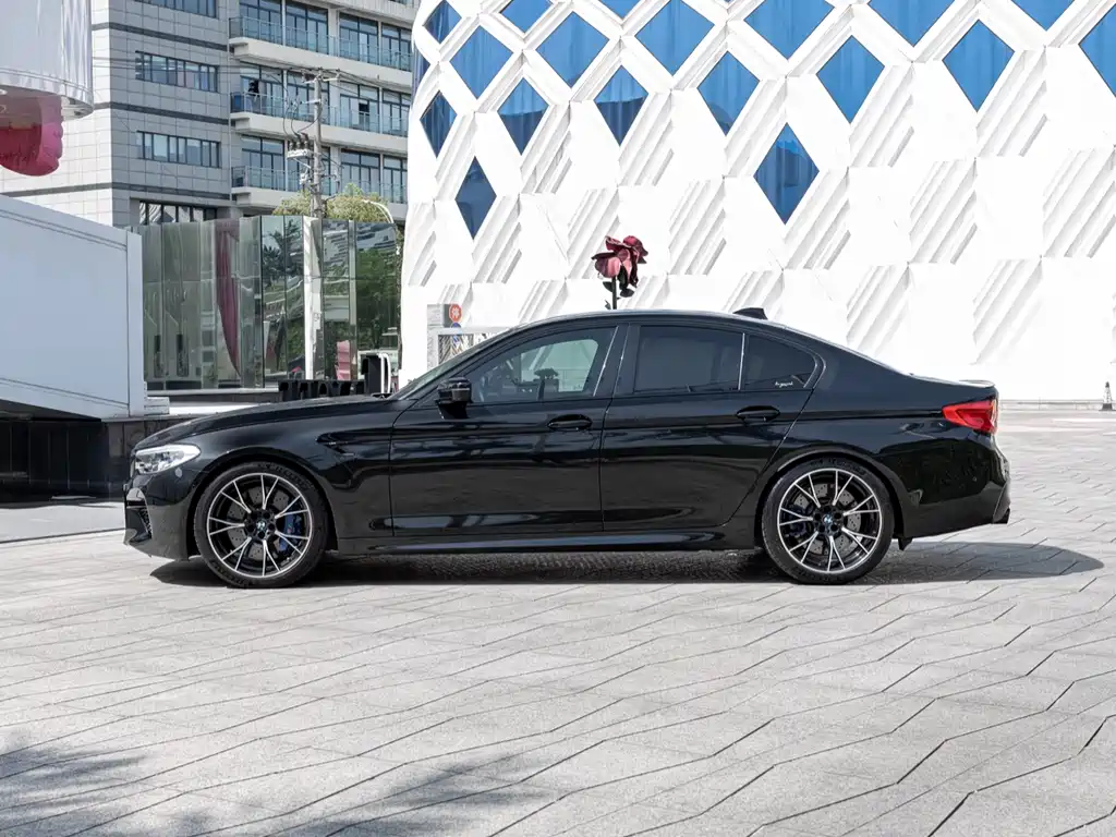 BMW M5 2019 M5 Thunder Edition купить на сайте DeffCars