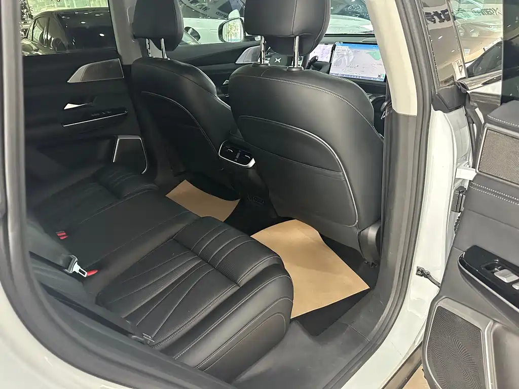 Xpeng G9 2024 570 Max купить на сайте DeffCars