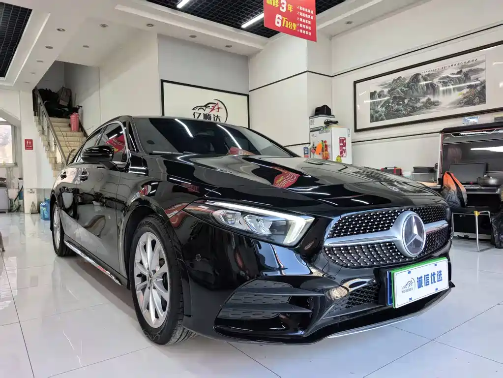 Mercedes-Benz A-Class 2019 A 200 L Sports Sedan купить на сайте DeffCars