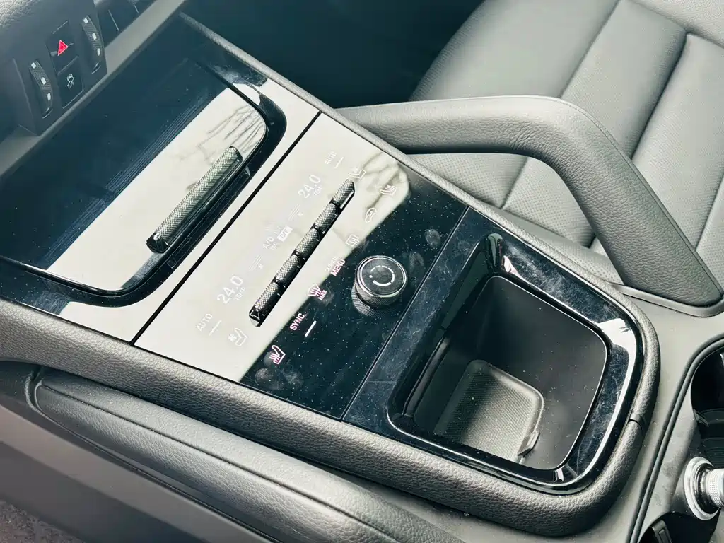 Cayenne 2024 Cayenne 3.0T купить на сайте DeffCars