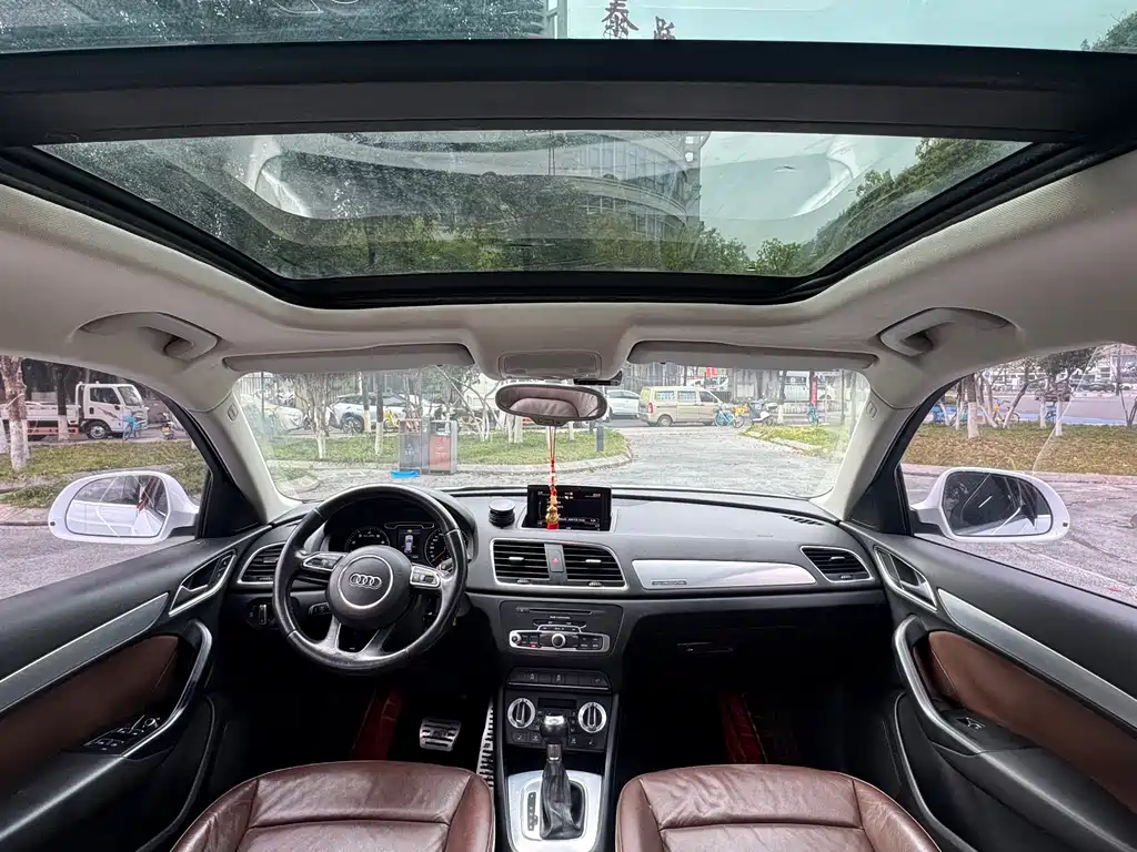 Audi Q3 2013 40 TFSI quattro luxury model купить на сайте DeffCars