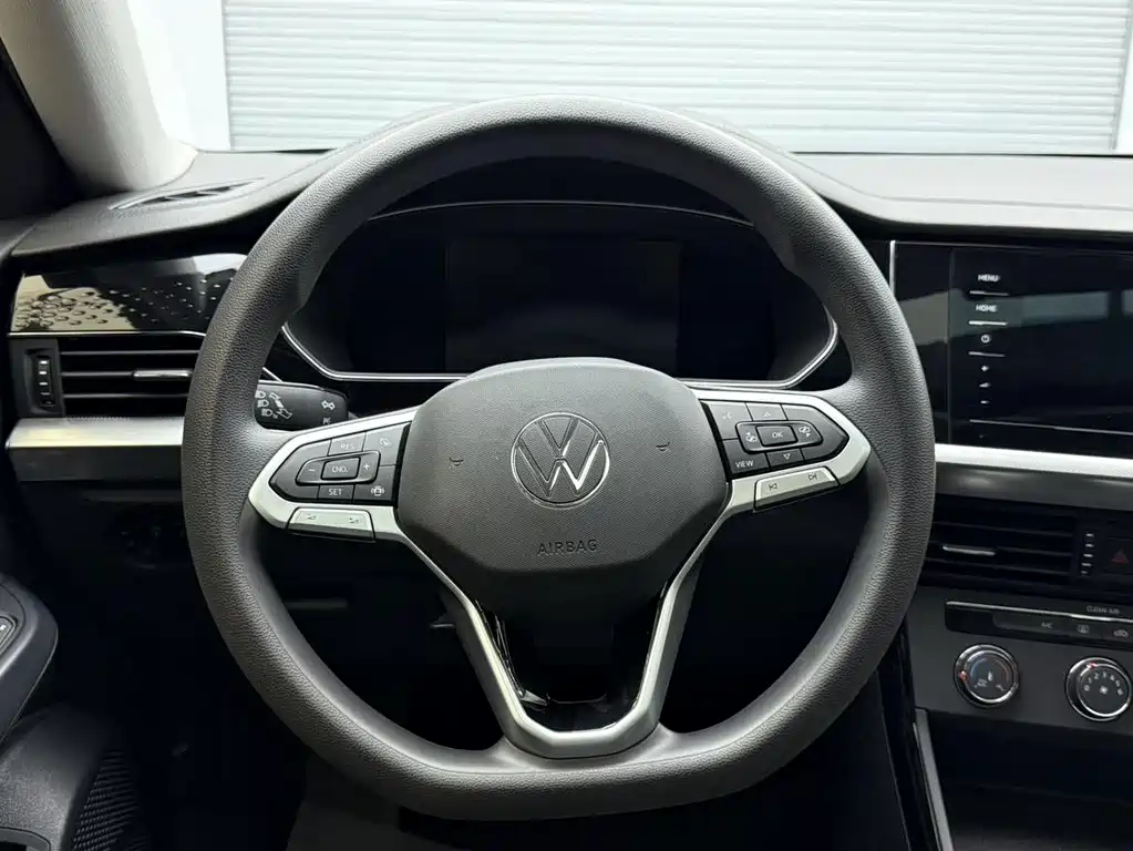Passat 2022 280TSI Business Edition купить на сайте DeffCars