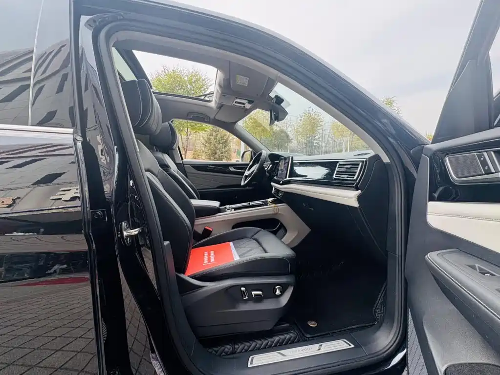 Touron 2024 380TSI four-wheel drive luxury version купить на сайте DeffCars