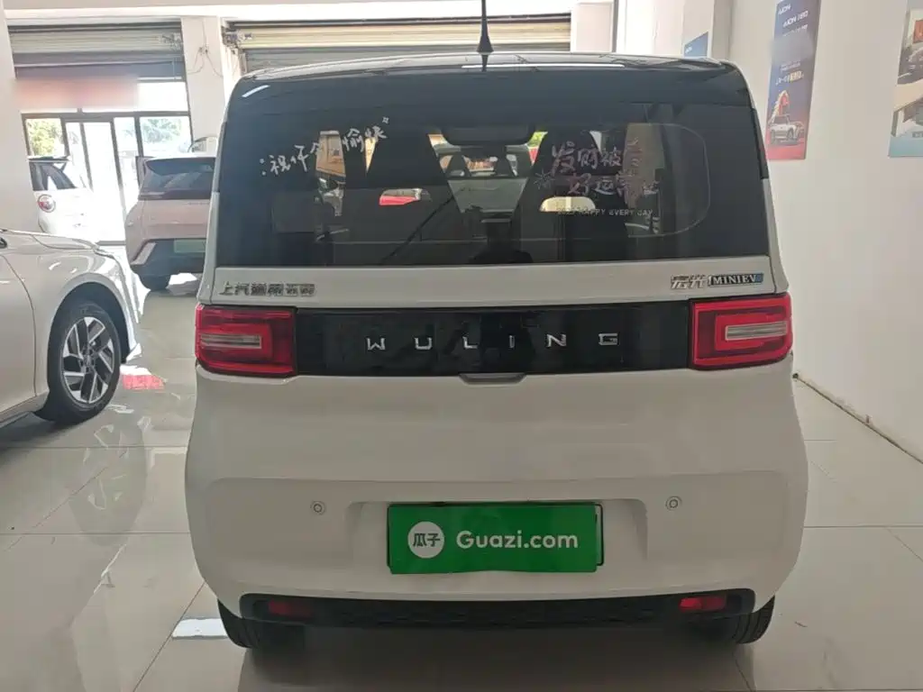 Hongguang MINIEV 2022 Freestyle Lithium Iron Phosphate купить на сайте DeffCars