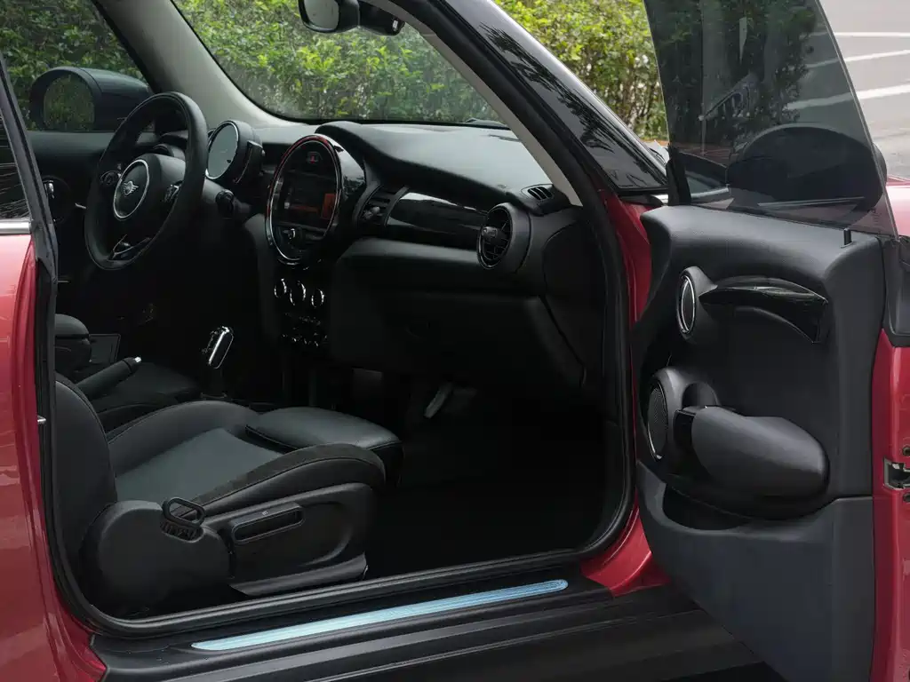 MINI 2020 1.5T COOPER Artist купить на сайте DeffCars