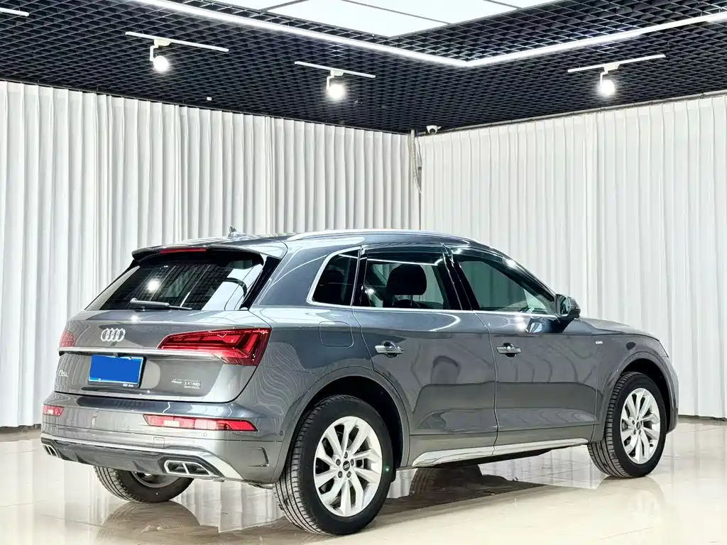 Audi Q5L 2021 40 TFSI luxury and dynamic model купить на сайте DeffCars