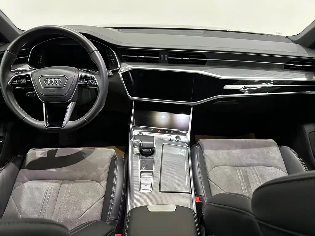 Audi A6L 2024 45 TFSI Premium Dynamic Model купить на сайте DeffCars