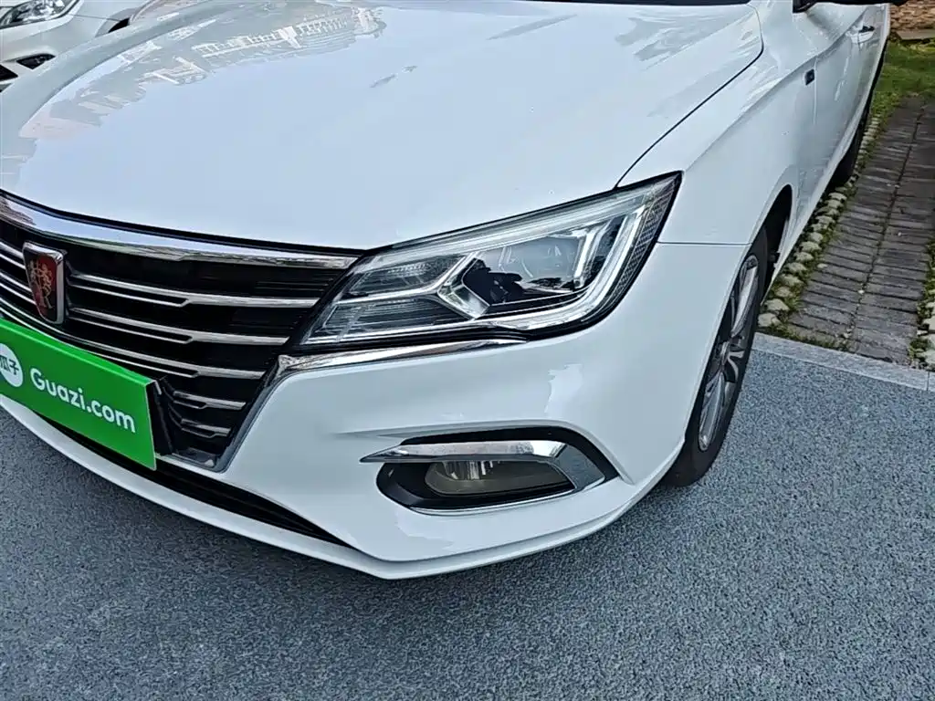 Roewe i5 2019 1.5L automatic 4G Internet Langham Edition купить на сайте DeffCars