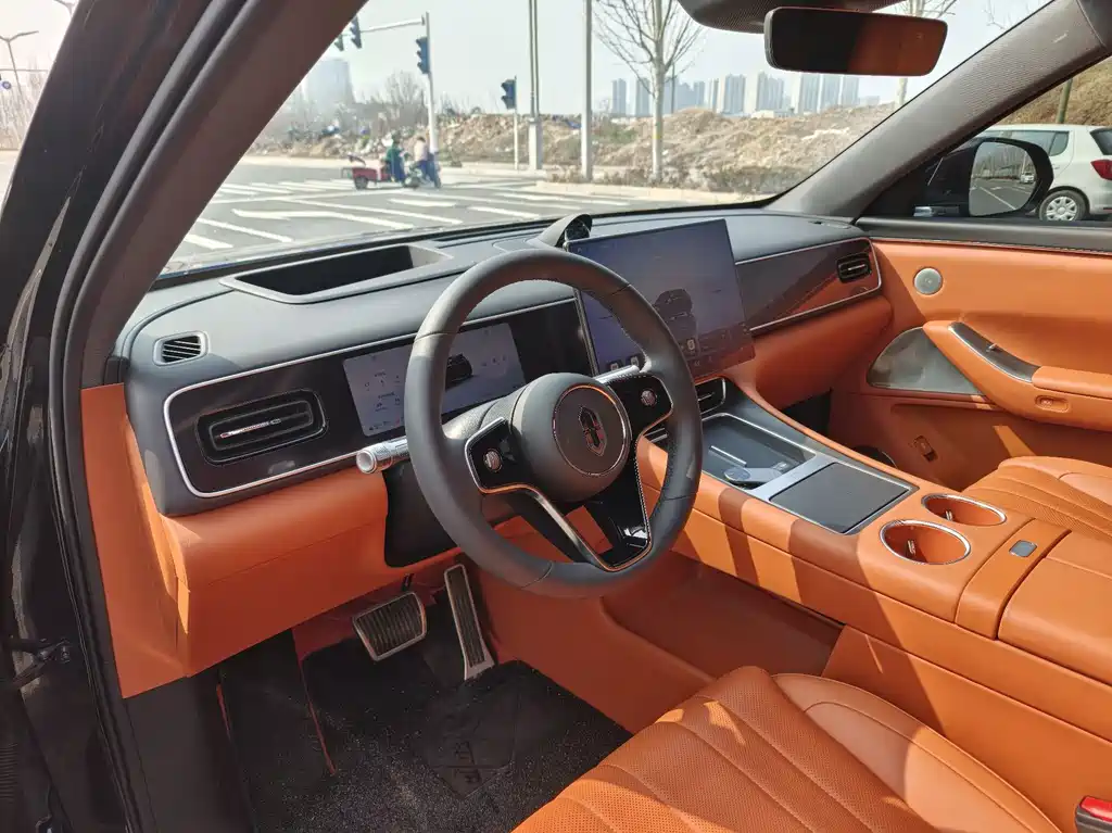 Wenjie M7 2026 extended range Pro+ four-wheel drive version 5 seats купить на сайте DeffCars