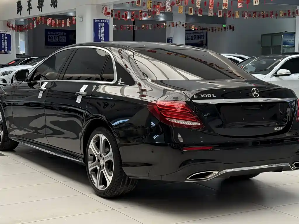 Mercedes-Benz E-Class 2016 E 300 L Sporty and Stylish купить на сайте DeffCars