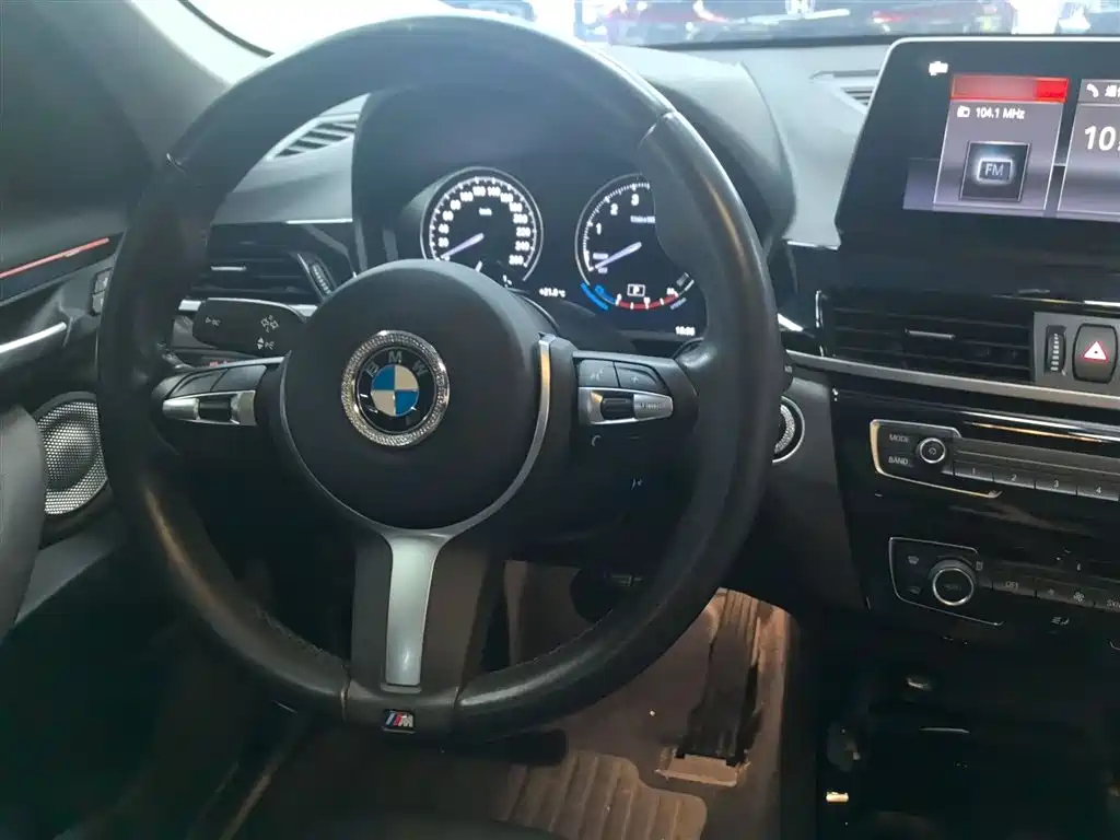 BMW X1 2021 sDrive20Li Exclusive Model купить на сайте DeffCars